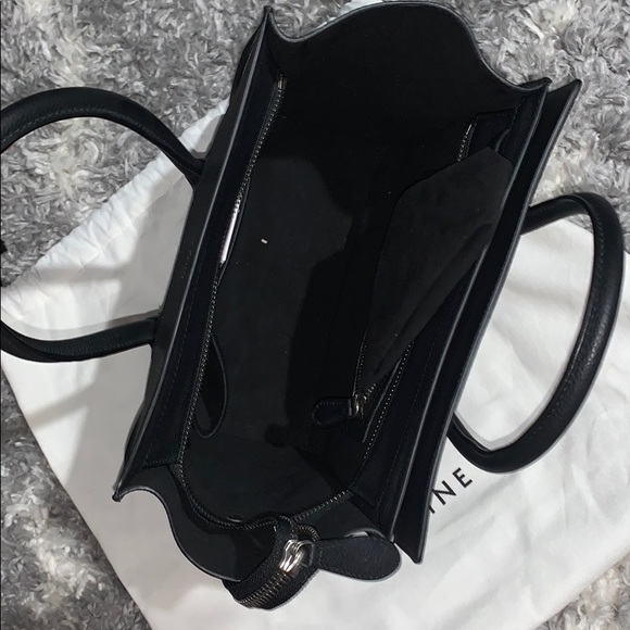 SOLD 💥Luggage micro black minor defect - Picture 4 of 9